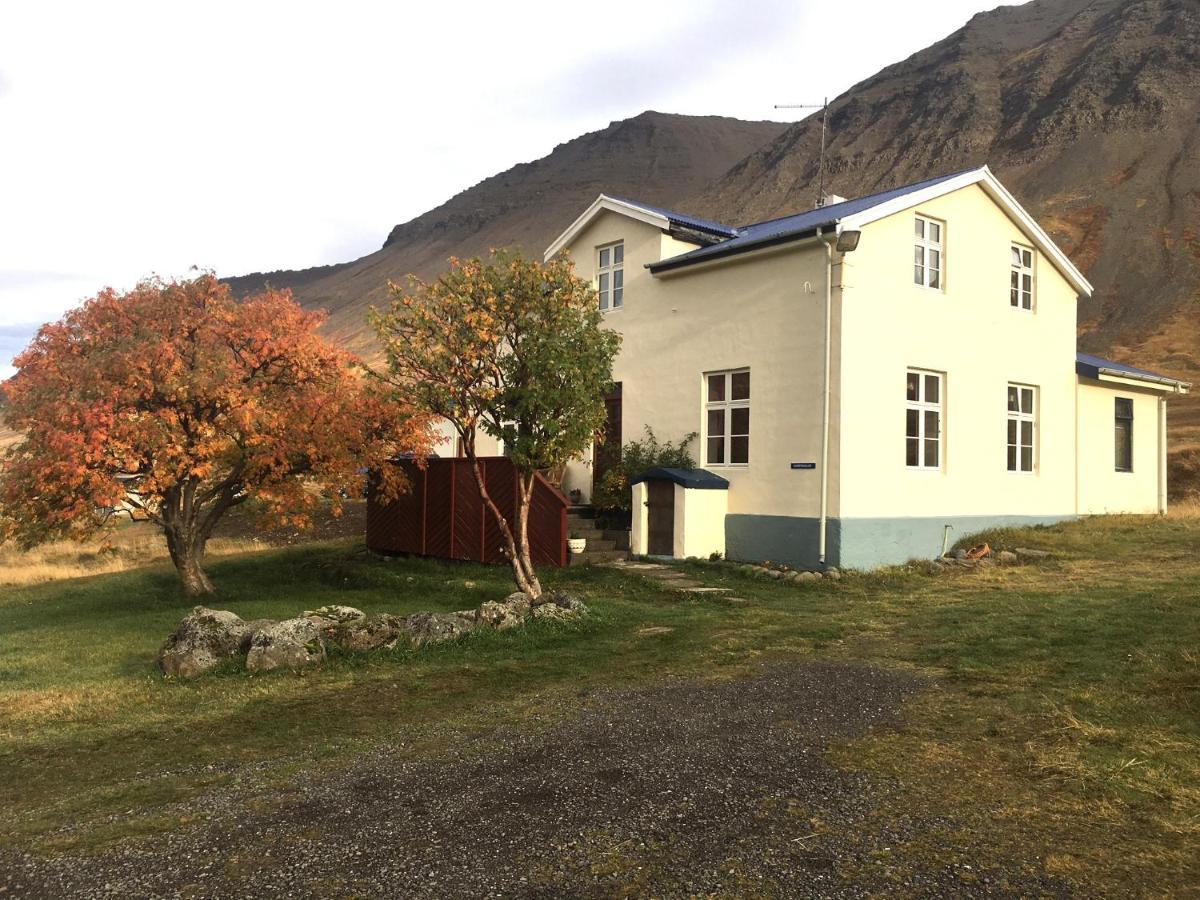 Korpudalur Hi Hostel Flateyri Exteriér fotografie