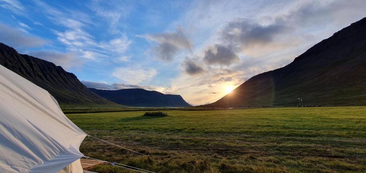Korpudalur Hi Hostel Flateyri Exteriér fotografie
