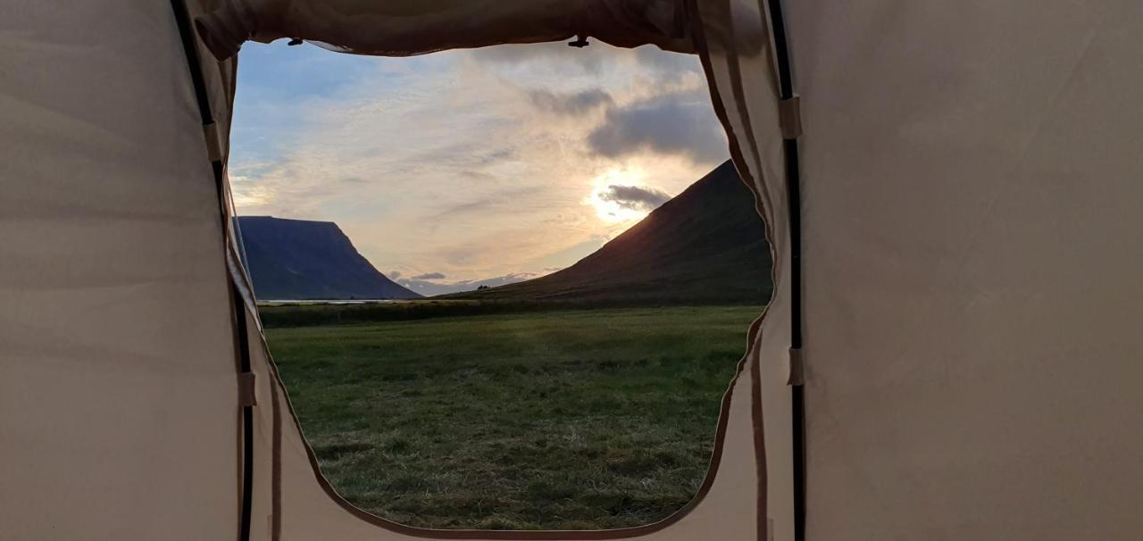Korpudalur Hi Hostel Flateyri Exteriér fotografie