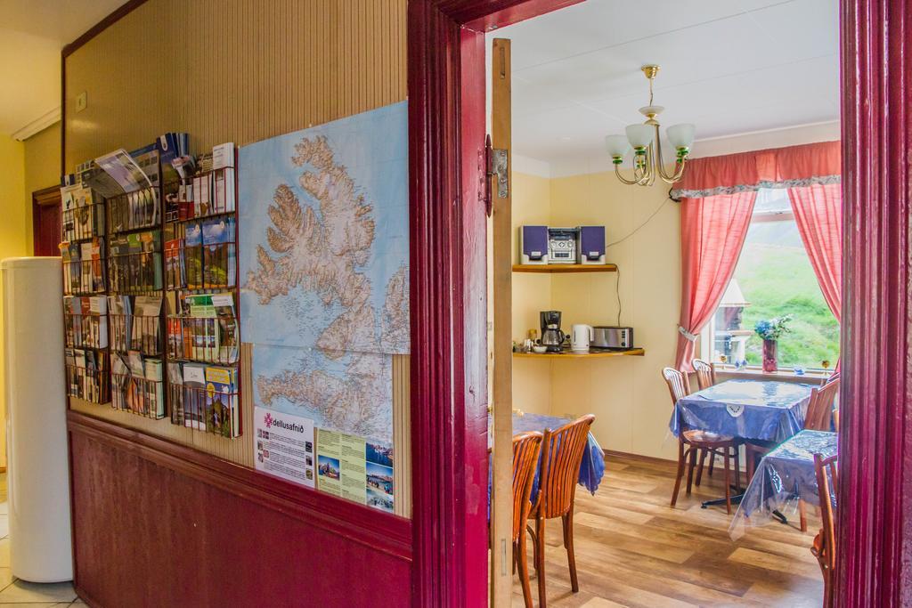 Korpudalur Hi Hostel Flateyri Exteriér fotografie
